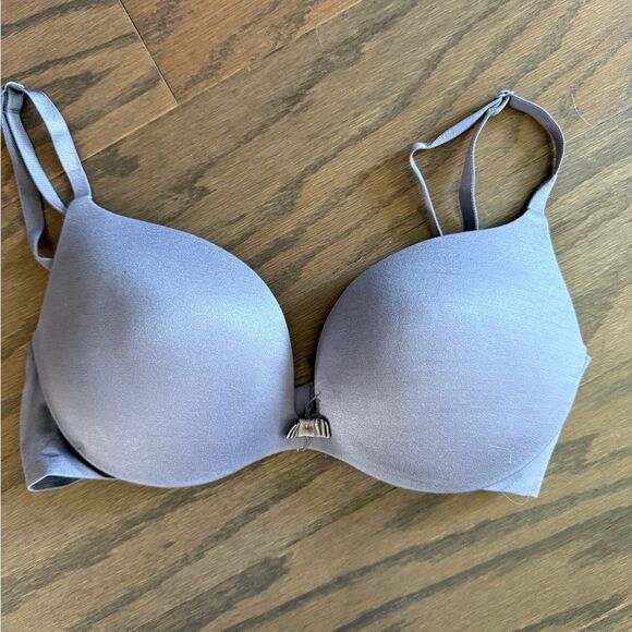 Victoria's Secret Blue Gray Push-upT-Shirt Bra with Molded Cups - Picture 1 of 3